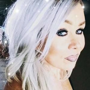 Meet your Posher, Shellie